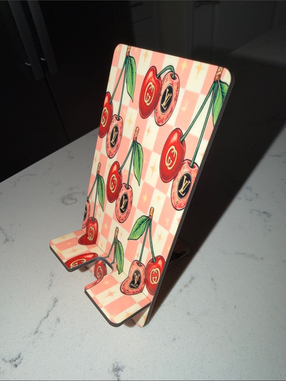 Cellphone stand